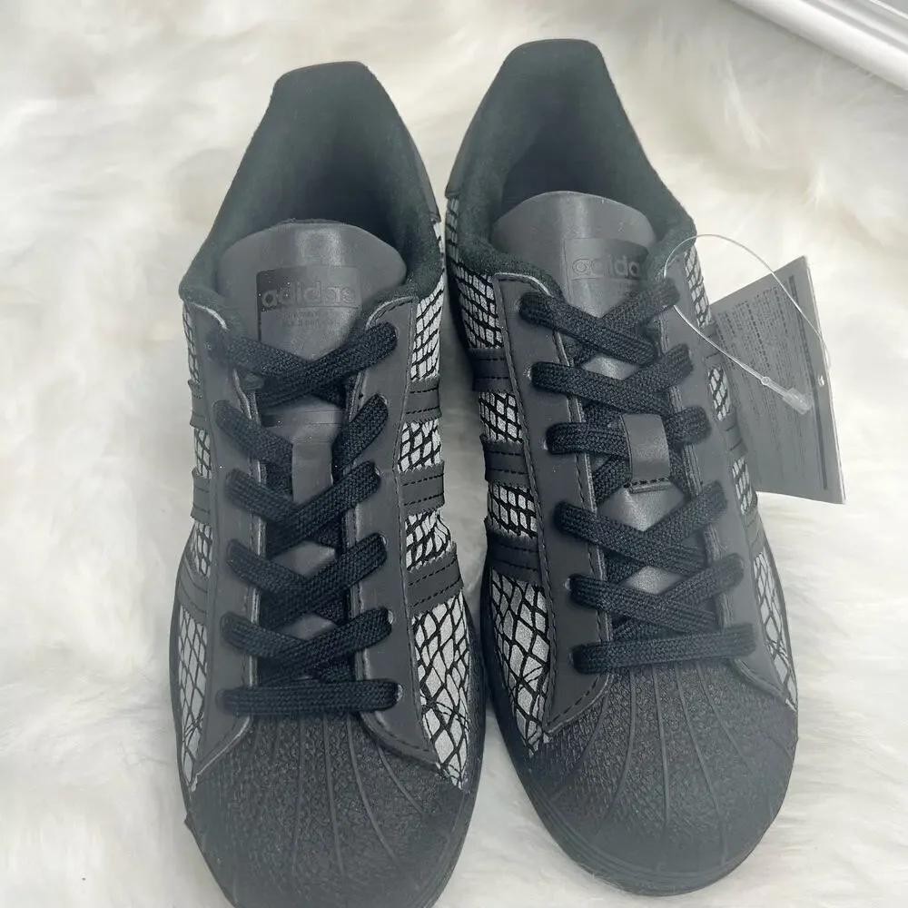 New Women’s adidas Superstar x Atmos R-SNK Size 5